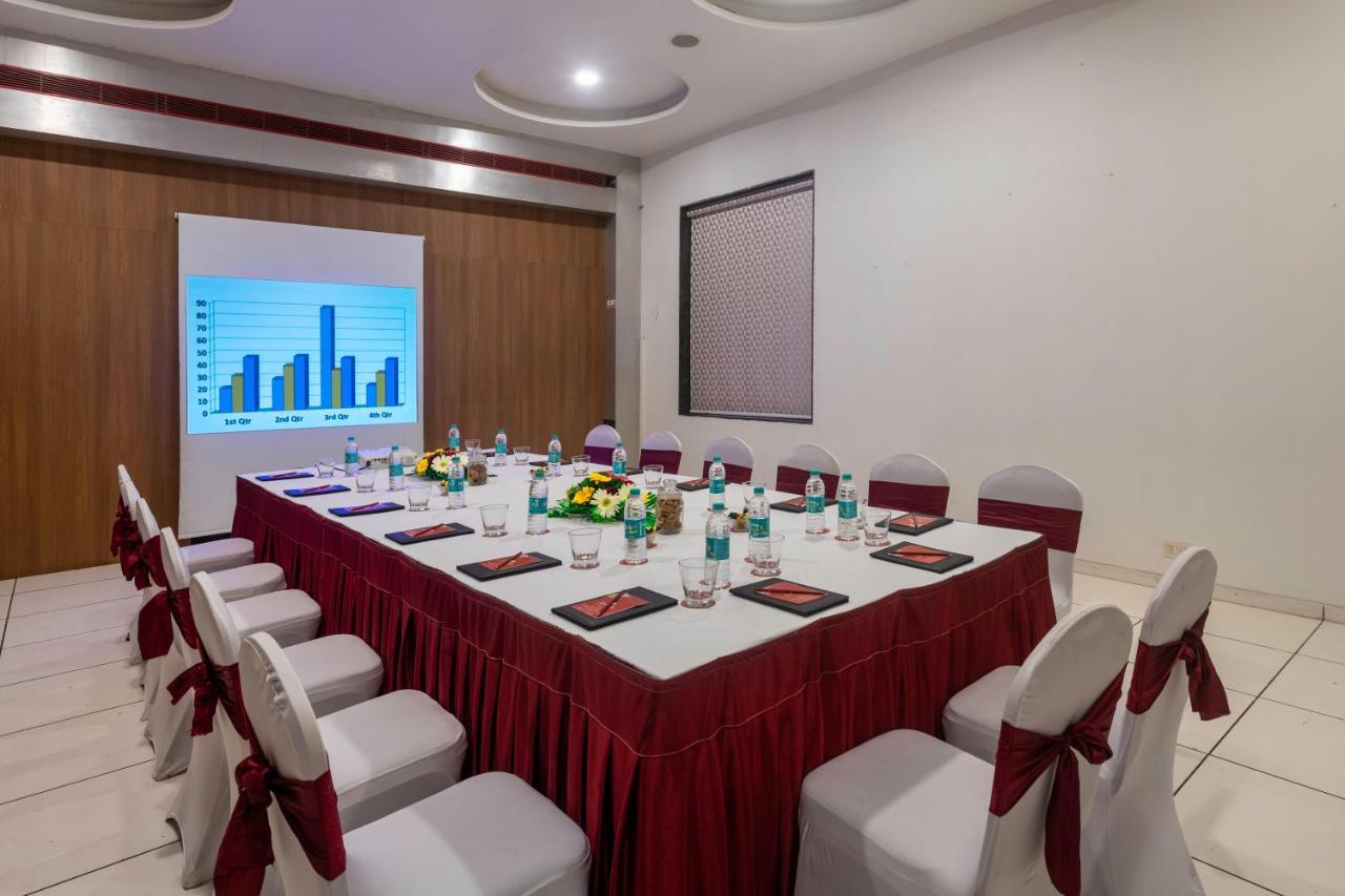 Lords Inn Somnath Luaran gambar